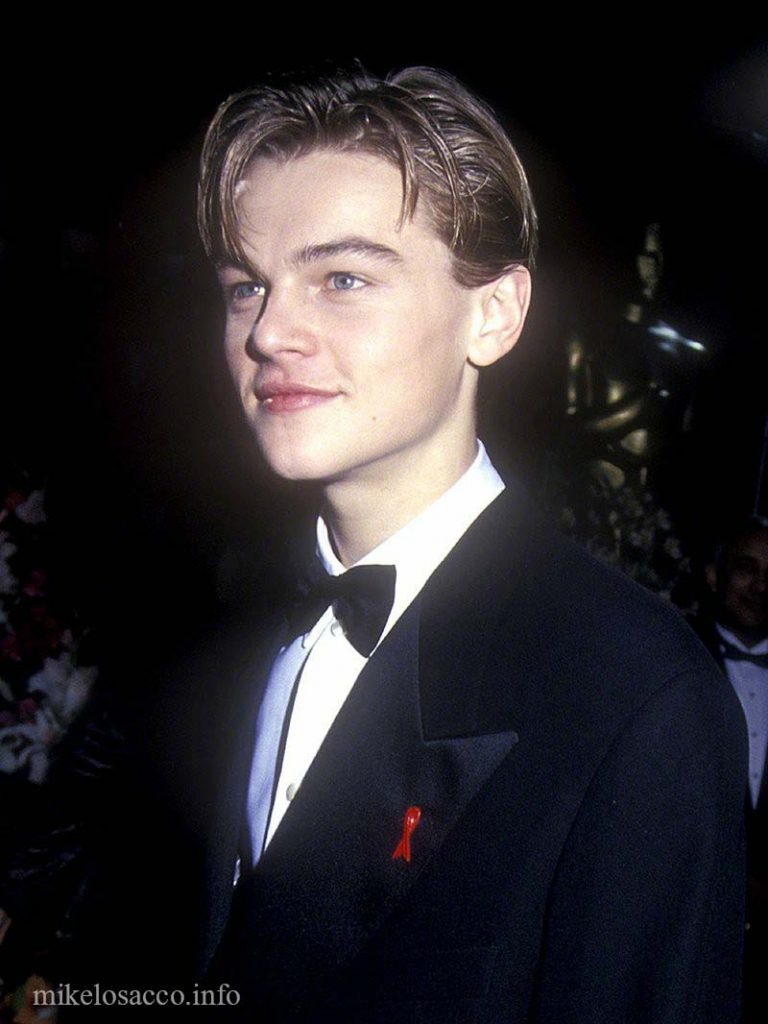 Leonardo DiCaprio ลีโอนาร์โด ดิคาปริโอ เป็นนักแสดงและโปรดิวเซอร์ชาวอเมริกันที่มีชื่อเสียง เป็นที่รู้จักในด้านรูปลักษณ์และทักษะการแสดงที่