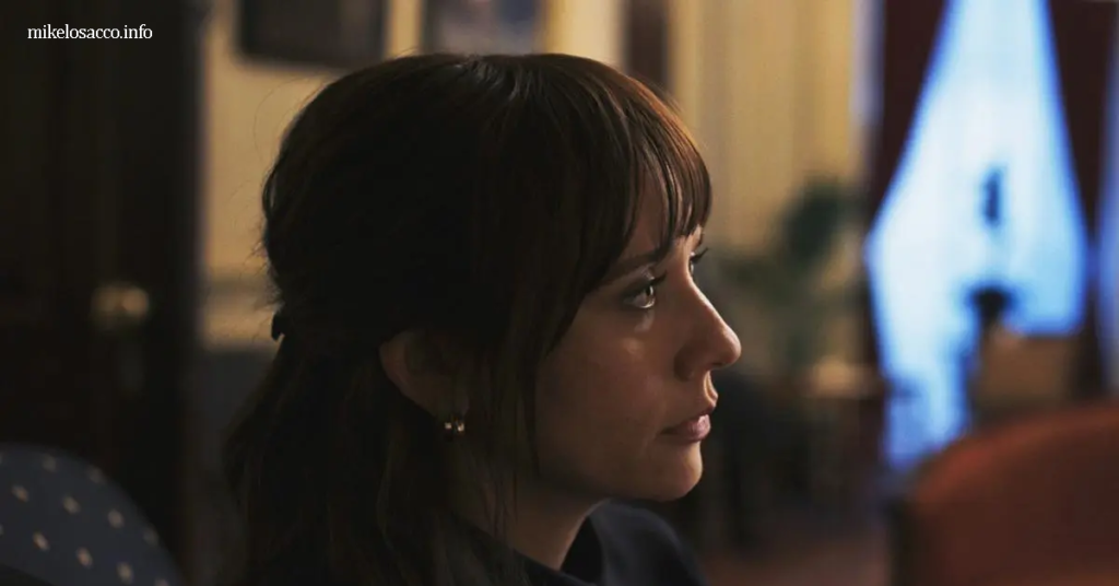 Rashida Jones ราชิดา โจนส์ เป็นนักแสดง โปรดิวเซอร์ และผู้แต่งหนังสือการ์ตูน ผู้ครองใจผู้ชมในฐานะแอน เพอร์กินส์จากซิทคอมเรื่อง