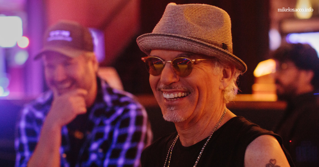 Billy Bob Thornton บิลลี่ บ็อบ ธอร์นตัน เป็นนักแสดงชาวอเมริกันที่ได้รับความนิยมจากภาพยนตร์เรื่อง Bad Santa และ Love Actually ธอร์นตันมีชื่อ